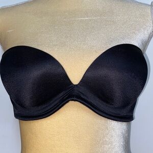 Elegant Black Strapless Bra